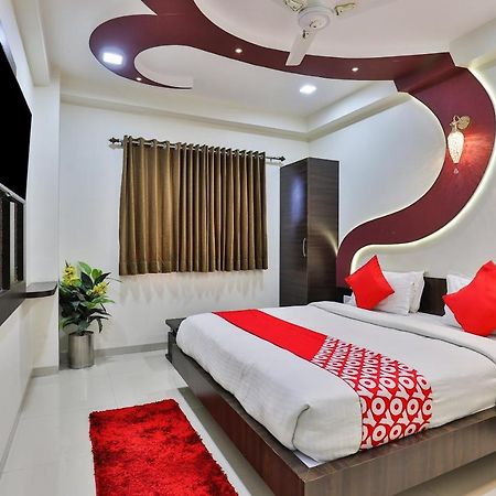 Collection O 7557 Hotel Shiv Kunj Exotica Naroda Ngoại thất bức ảnh