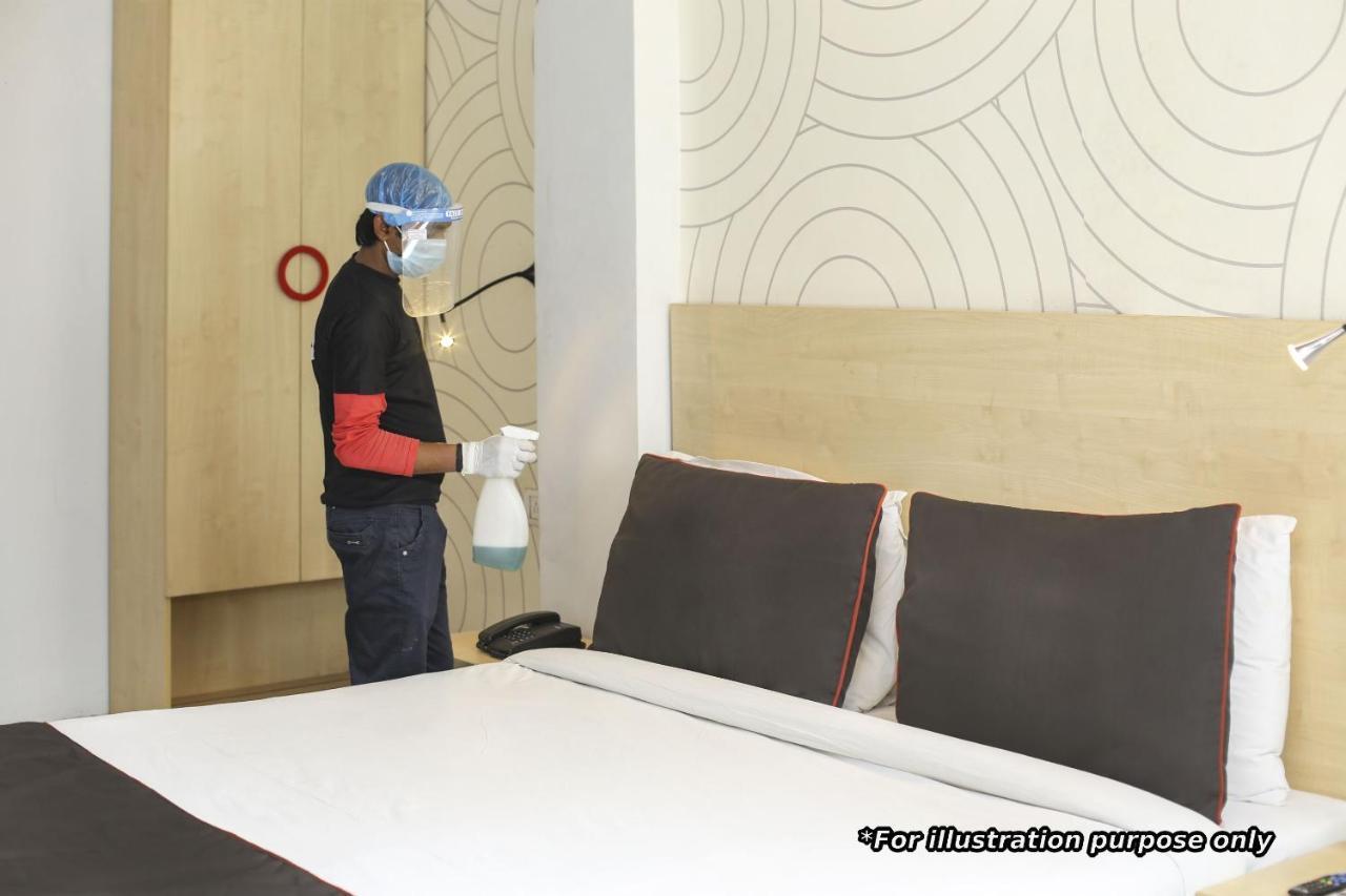 Collection O 7557 Hotel Shiv Kunj Exotica Naroda Ngoại thất bức ảnh