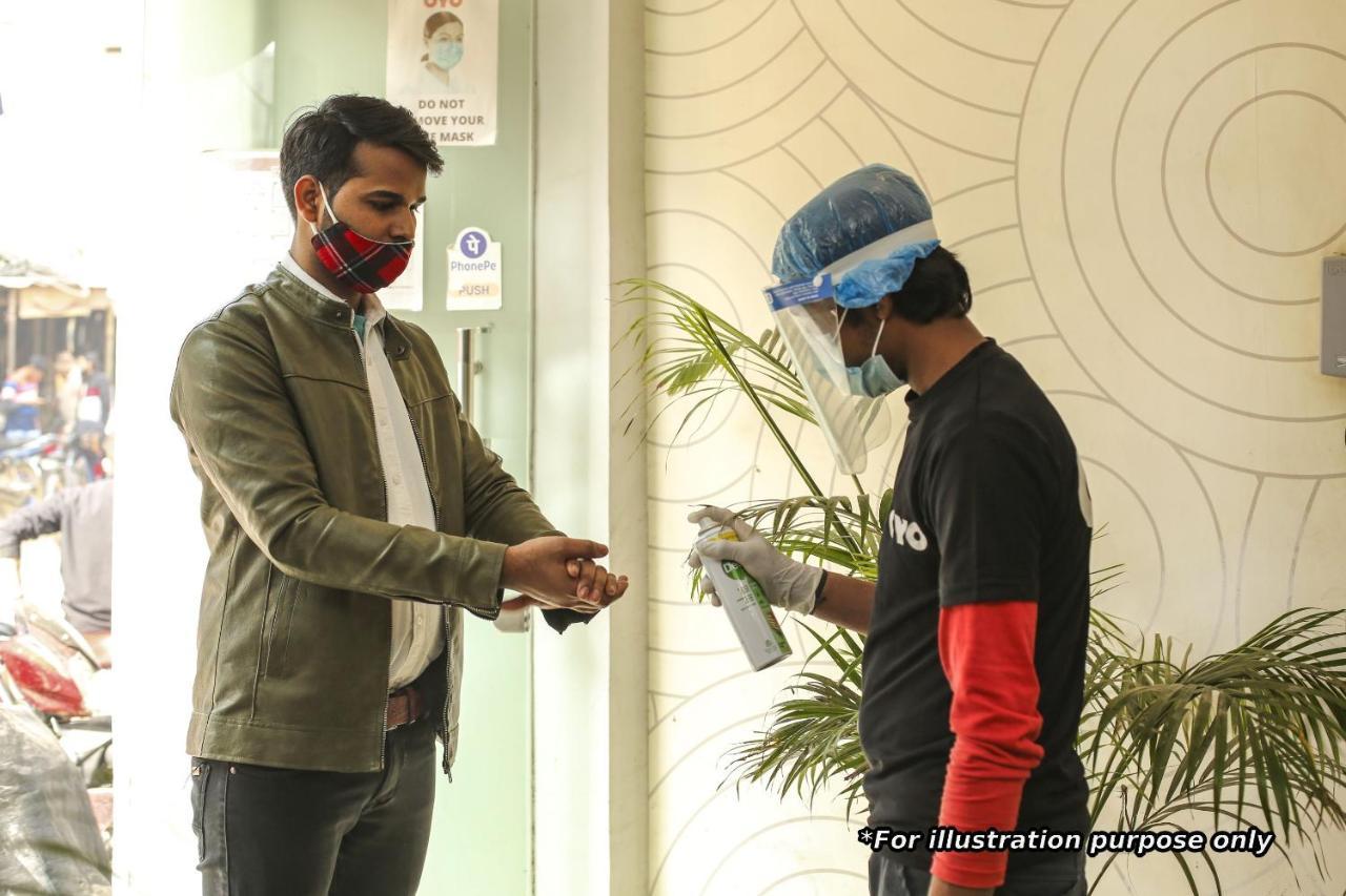 Collection O 7557 Hotel Shiv Kunj Exotica Naroda Ngoại thất bức ảnh